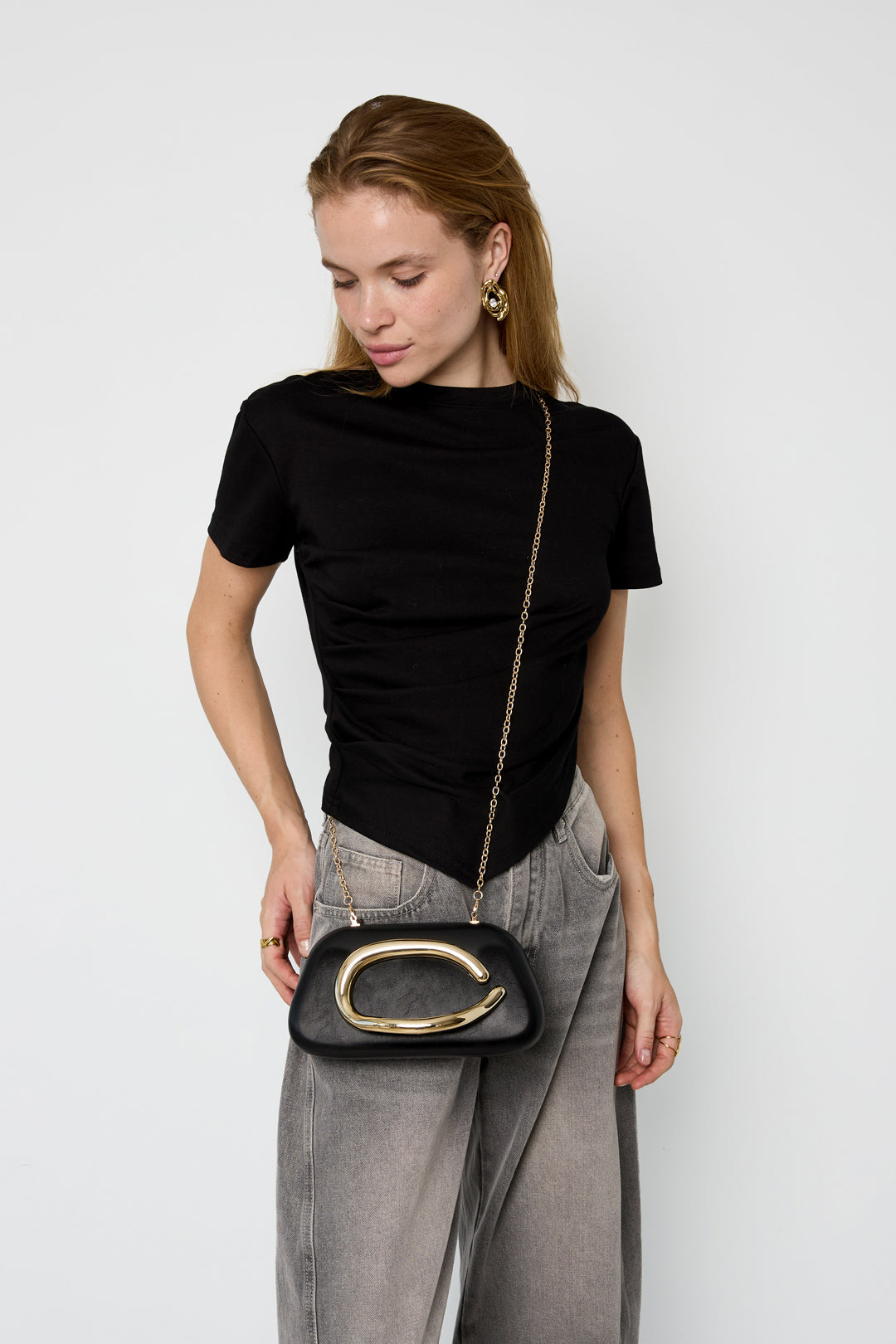 Alternativas a Bimba y Lola y Parfois: El auge de los bolsos sin logo