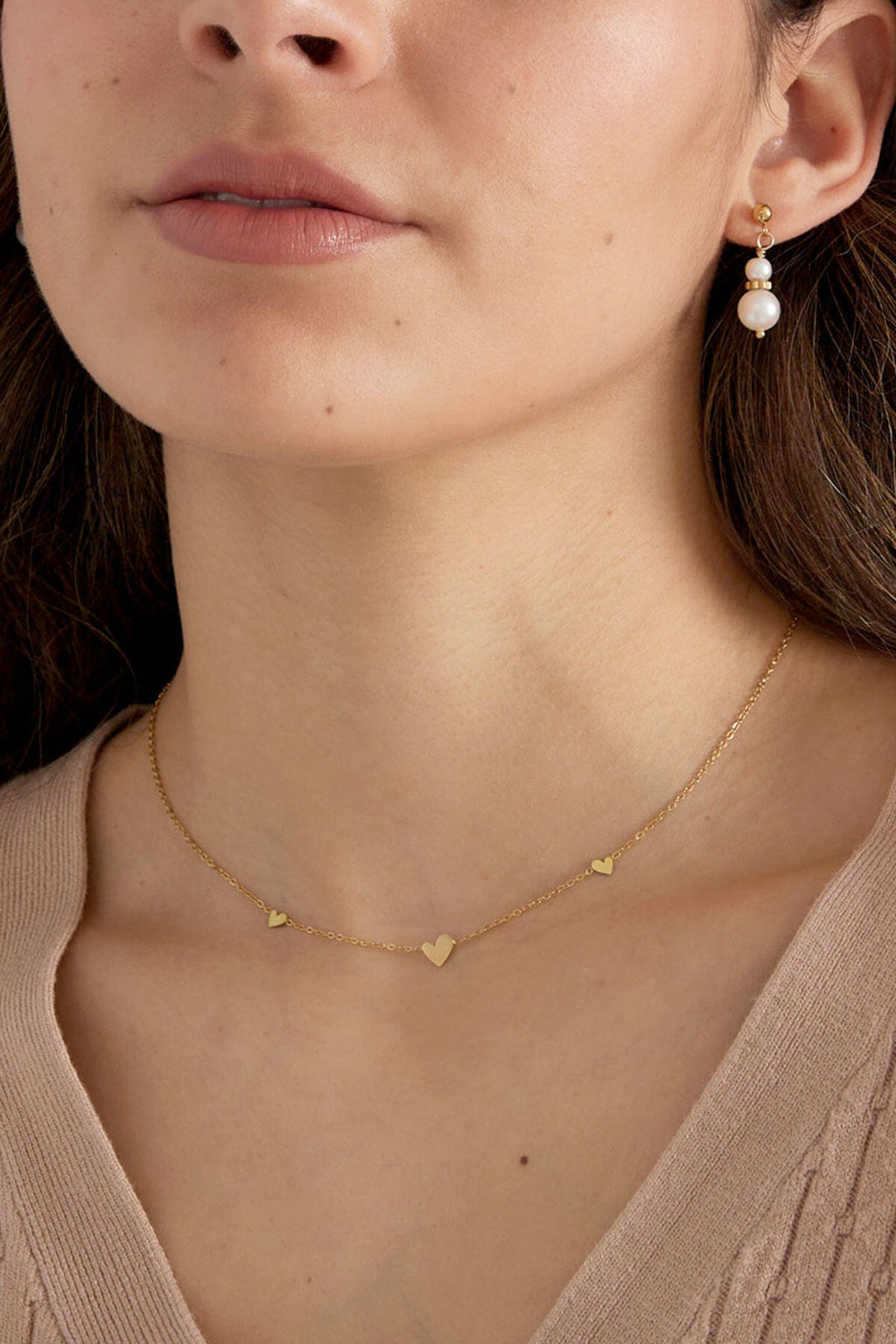 collier classique à motifs de cœurs