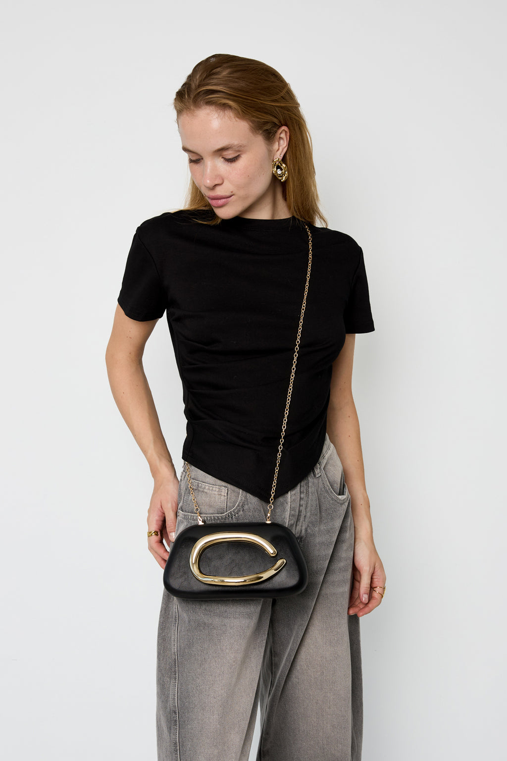 Bolso princesa con acento de oro en C