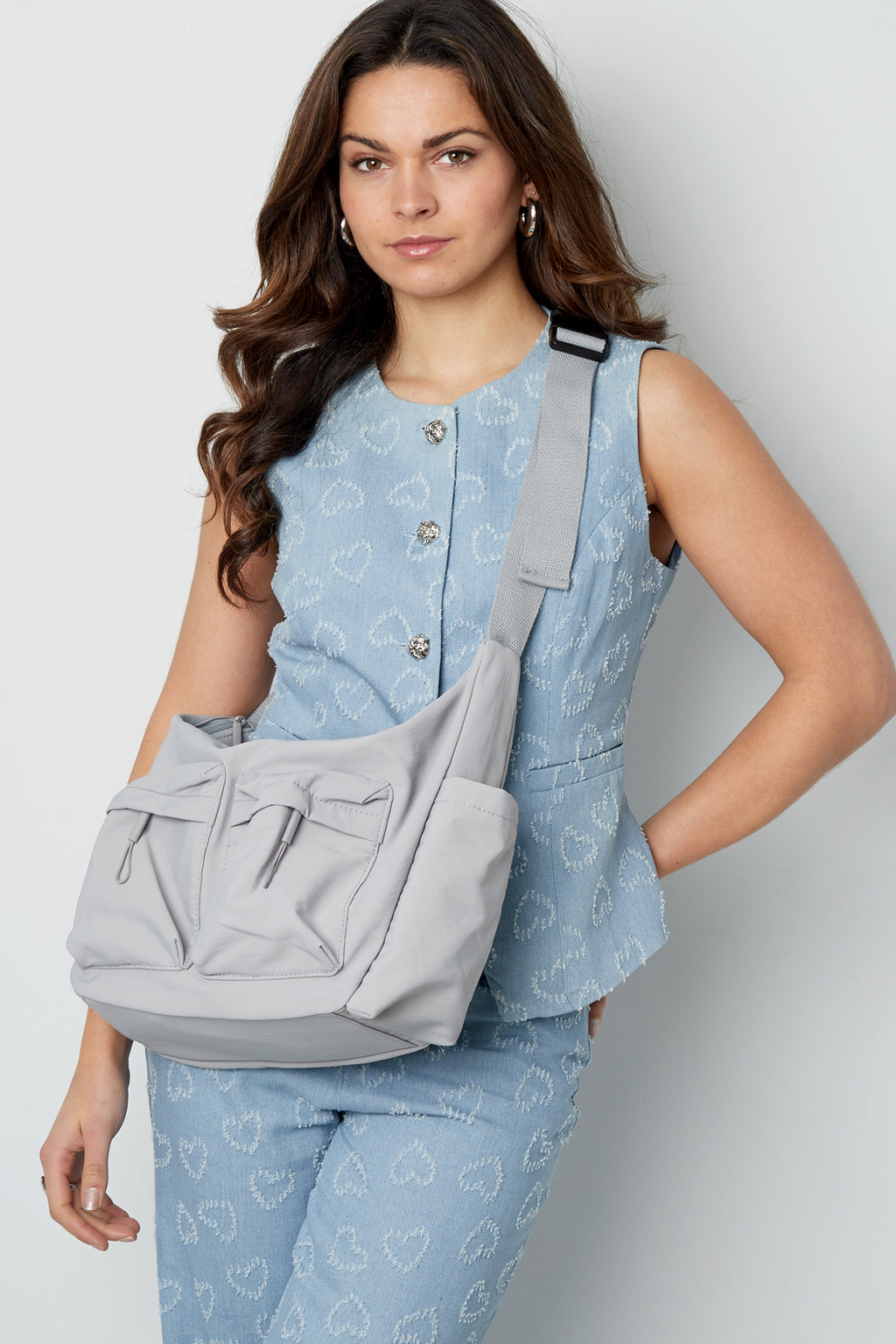 Bolso bandolera con compartimentos
