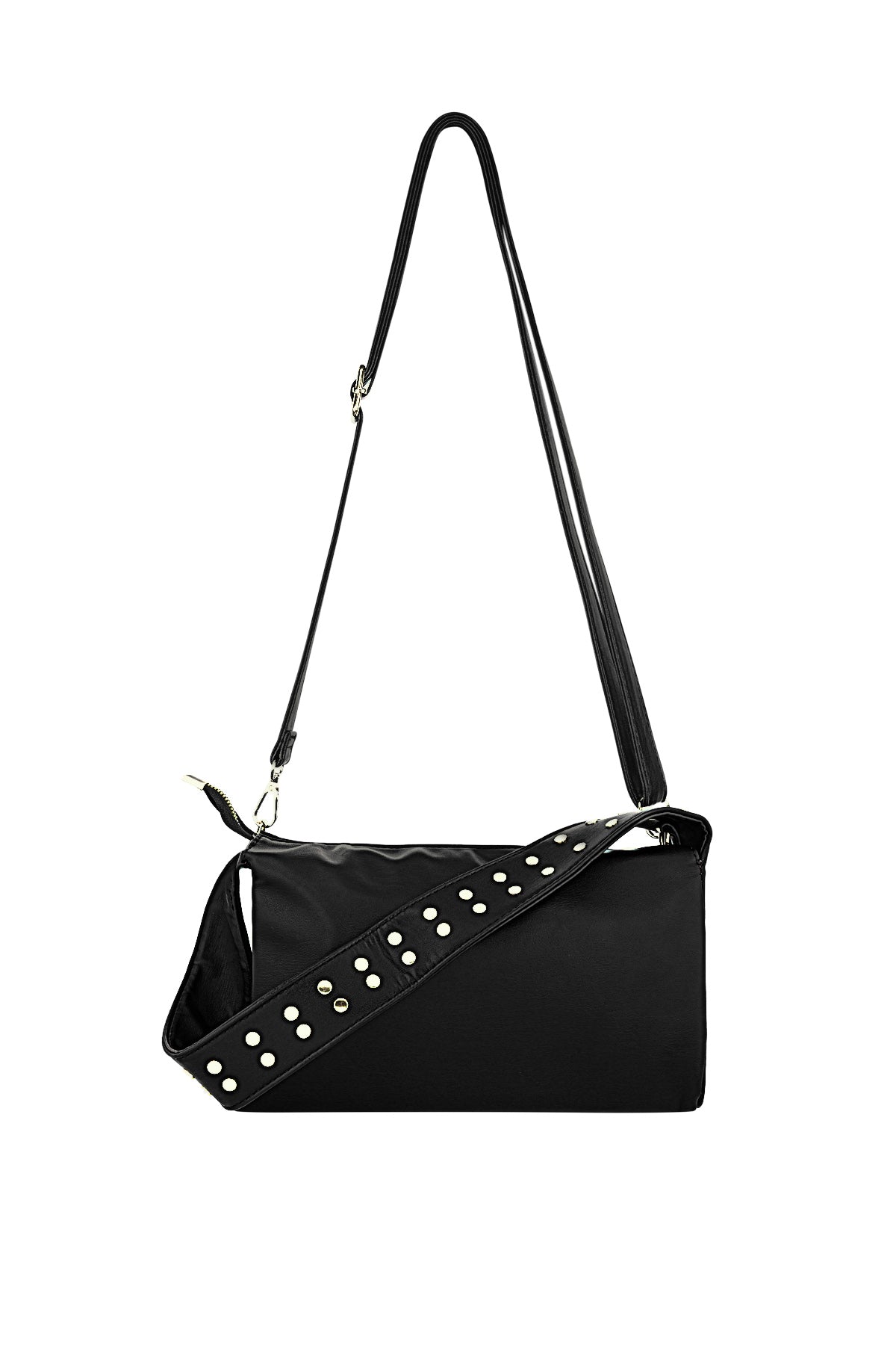 Chica de bolsa en movimiento